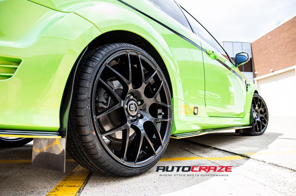 FORD FOCUS  5 STUD  M SPEC MATTE BLACK